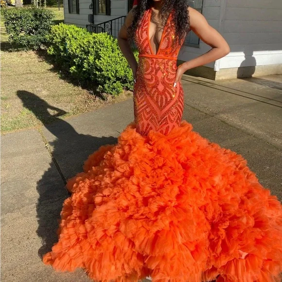 open lace back dress Elegant Spaghetti Straps Long Prom Dress with Open V-Back | Sleeveless Ball  Gown